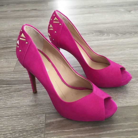 Gianni Bini Hot Heels!! - Picture 2 of 8